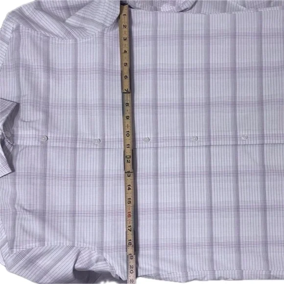 Men’s Calvin Klein Dress Shirt - Picture 4 of 4